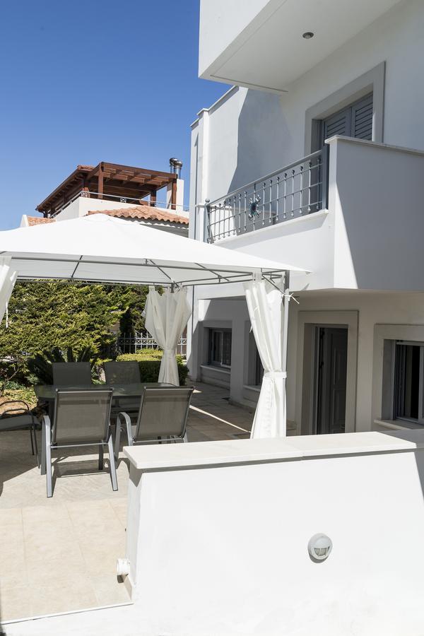 Villa D'Irene-Near Athens Airport , 200 Meters From The Beach Davis Artemida  Exterior foto