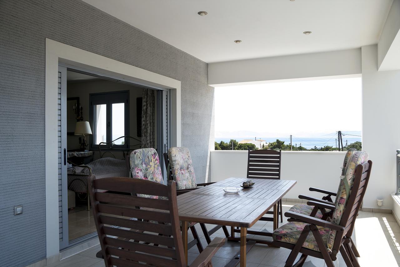 Villa D'Irene-Near Athens Airport , 200 Meters From The Beach Davis Artemida  Exterior foto